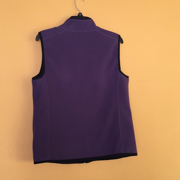 Super warm purple & black reversible vest - Picture 3 of 5